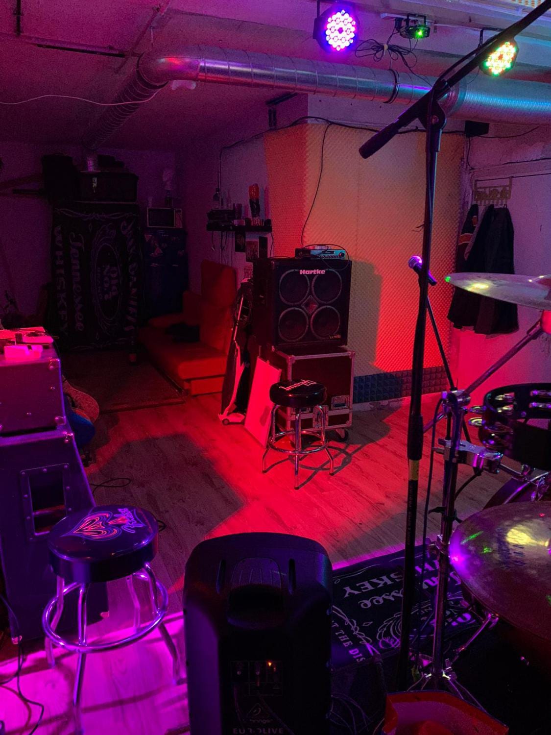 Historische Aufnahme eines Raum- oder Bühnenbereichs 18 im Musikbunker Frankfurt Römerstadt