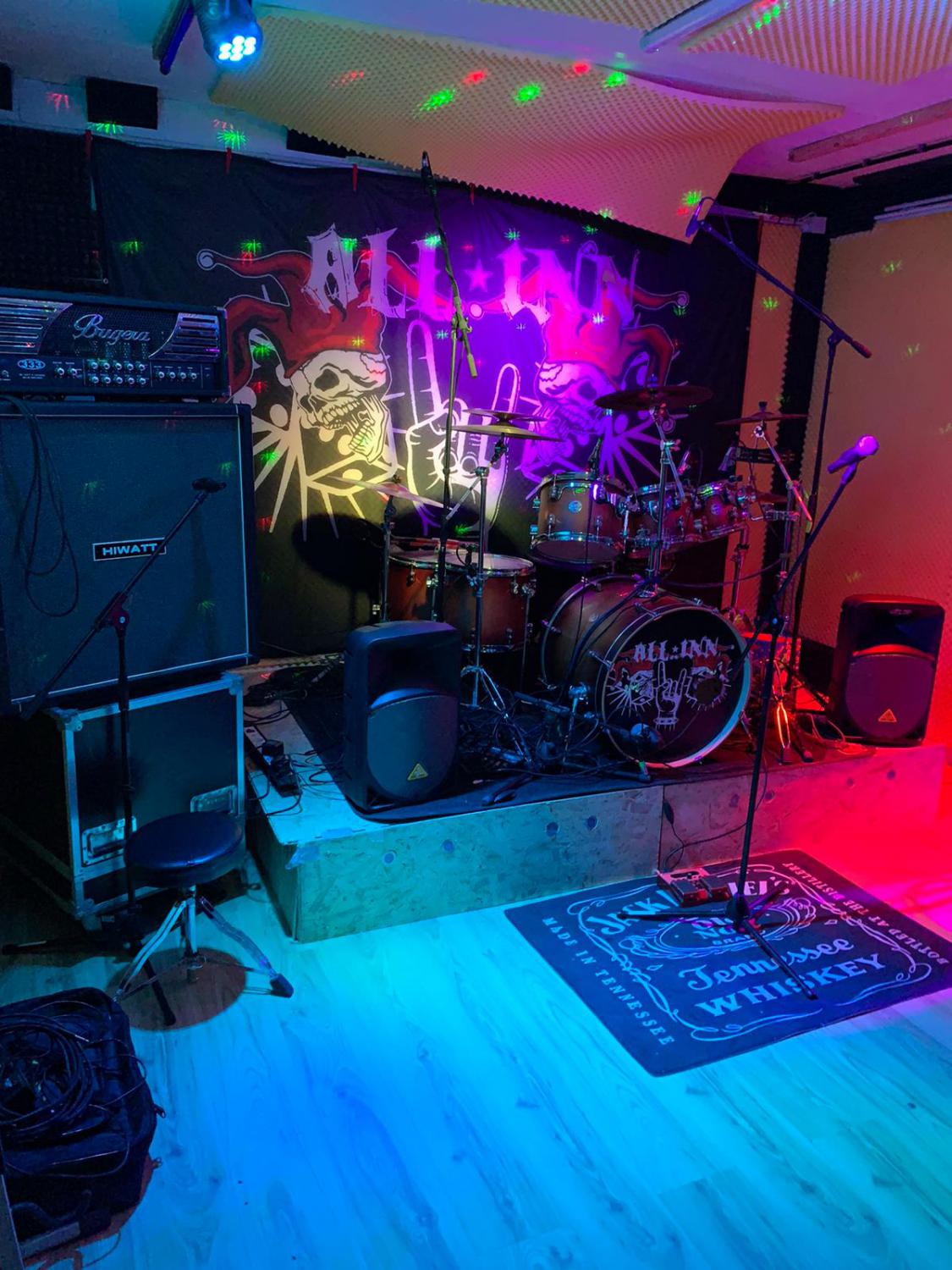 Historische Aufnahme eines Raum- oder Bühnenbereichs 19 im Musikbunker Frankfurt Römerstadt
