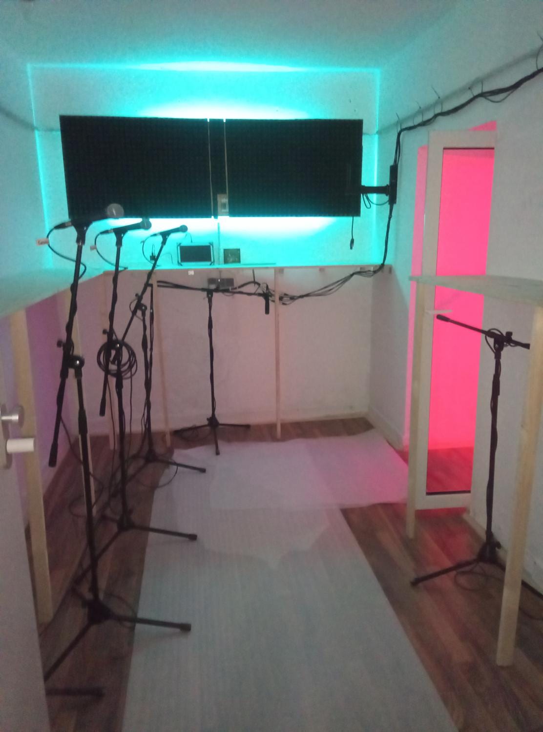 Historische Aufnahme eines Raum- oder Bühnenbereichs 21 im Musikbunker Frankfurt Römerstadt